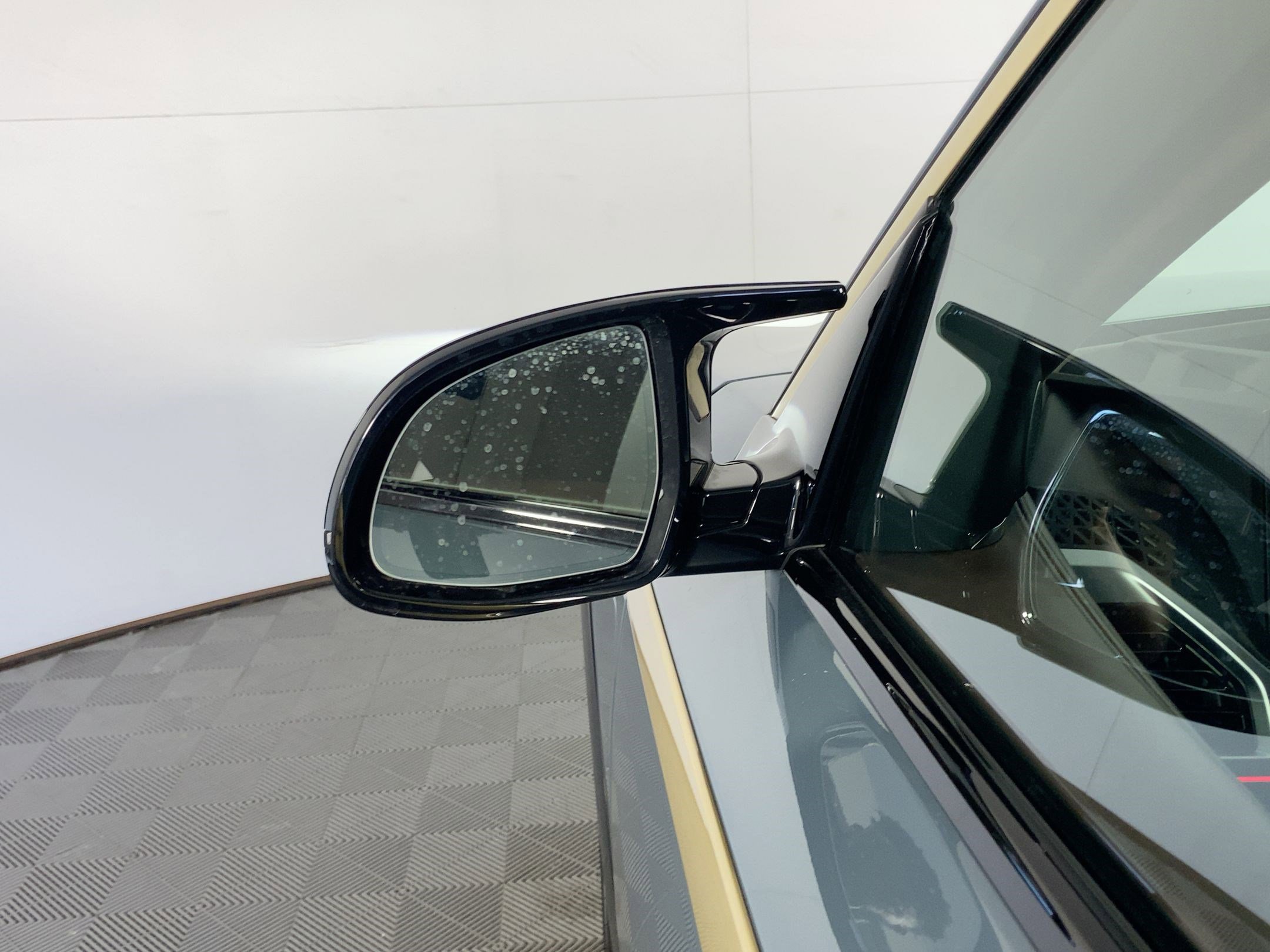 Used 2023 BMW XM image 20