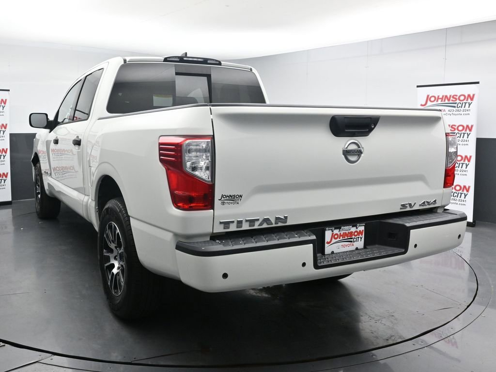 Used 2022 Nissan Titan SV AWD/4WD image 6