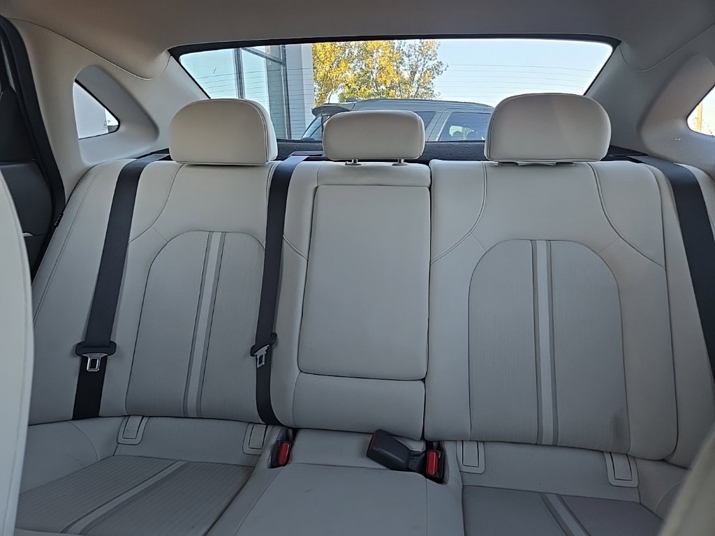 Used 2025 Hyundai Sonata SEL FWD image 18