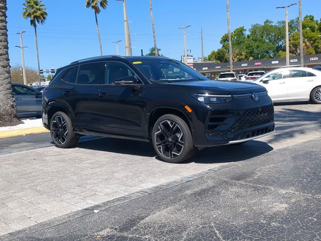 New 2026 Volkswagen Tiguan SEL R-Line image 2