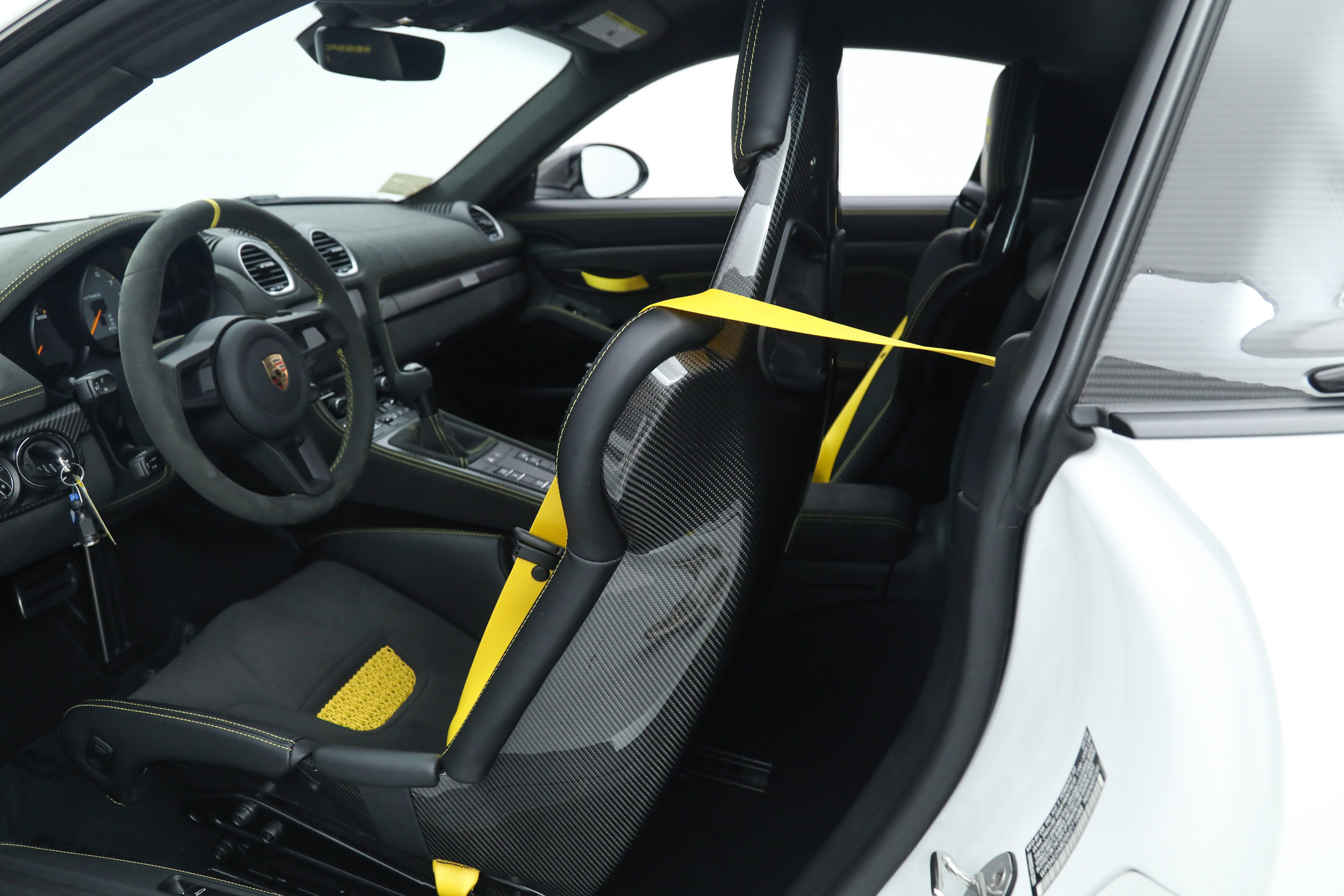 Used 2025 Porsche 718 Cayman GT4 RS RWD image 29