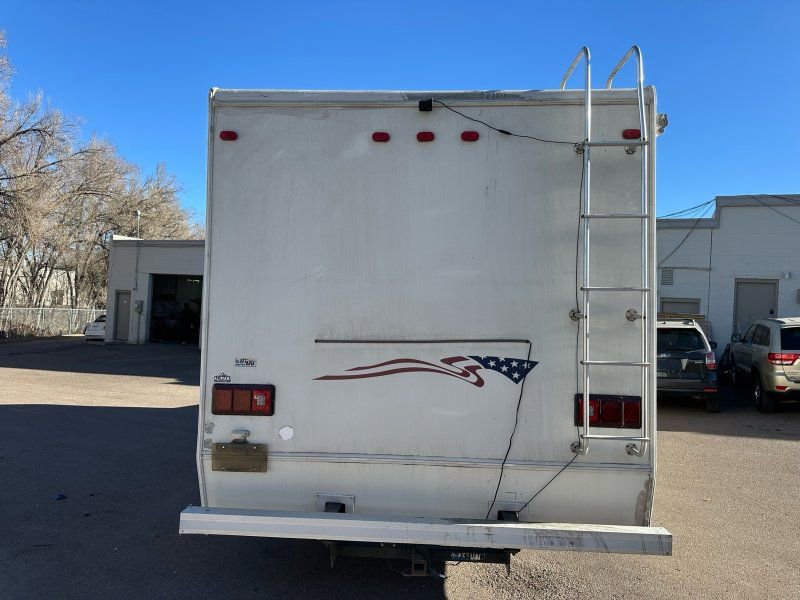 Used 2003 Ford E-450 and Econoline 450 RWD image 6