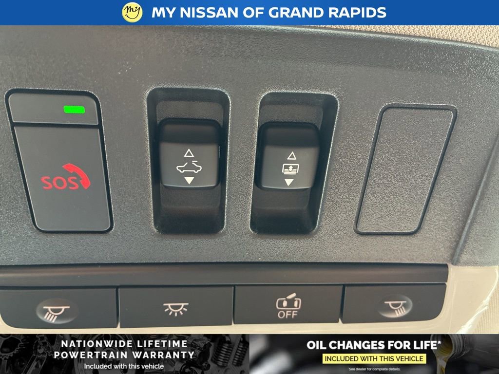 New 2026 Nissan Pathfinder Platinum image 22