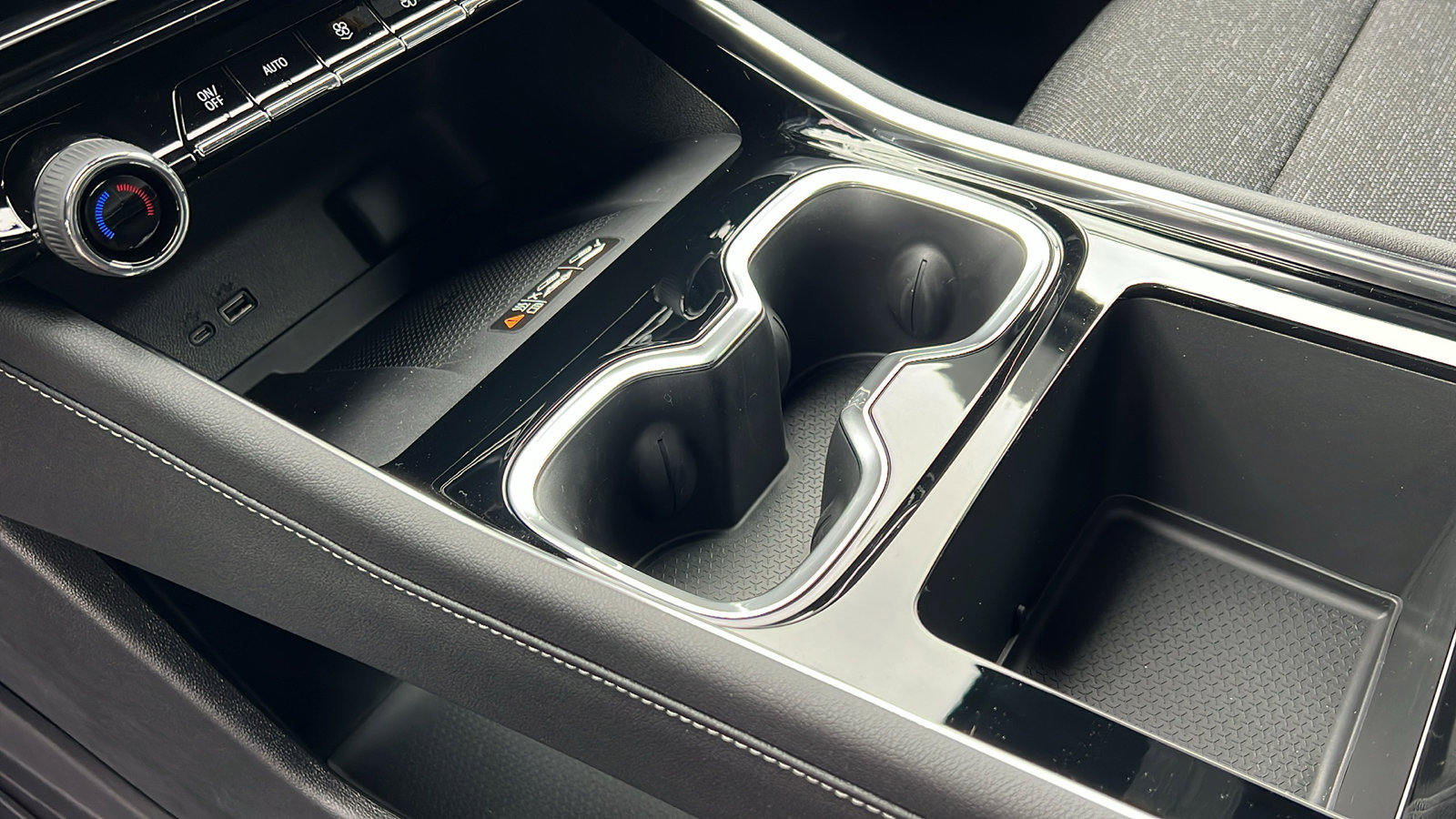 New 2026 Chevrolet Traverse LT w/ Driver Confidence Package image 20