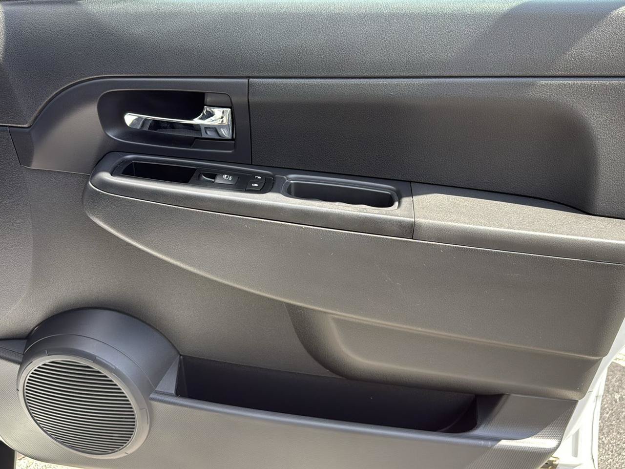 Used 2012 Jeep Liberty Sport RWD image 14