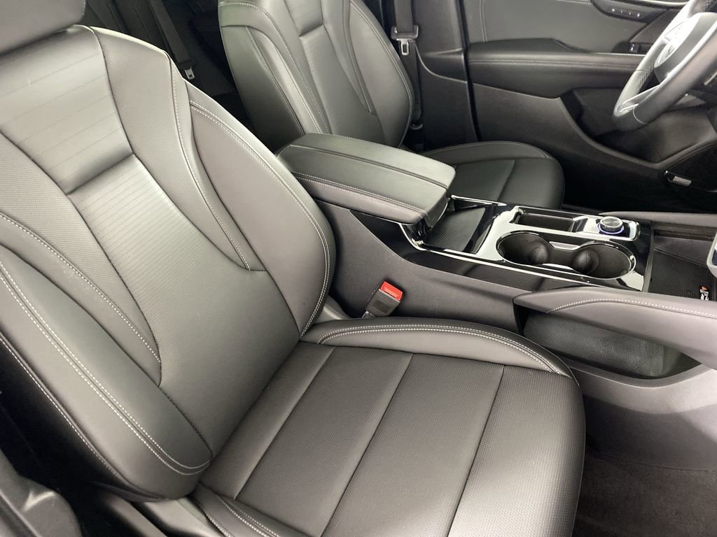 Certified 2025 Buick Envision Preferred image 28