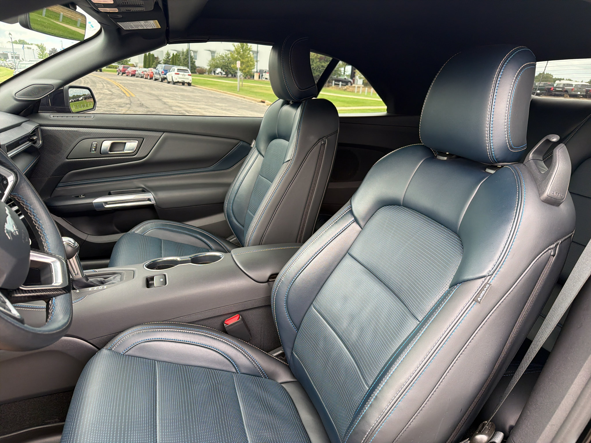 Used 2025 Ford Mustang GT Premium RWD image 16