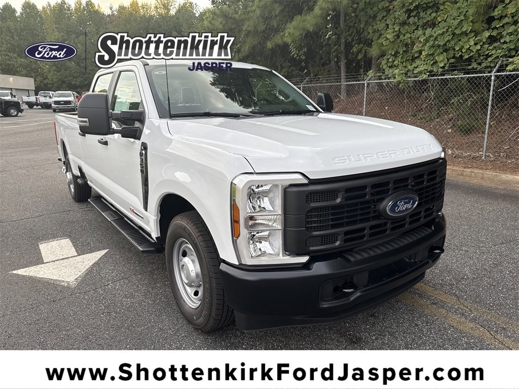 New 2026 Ford F350 XL image 1