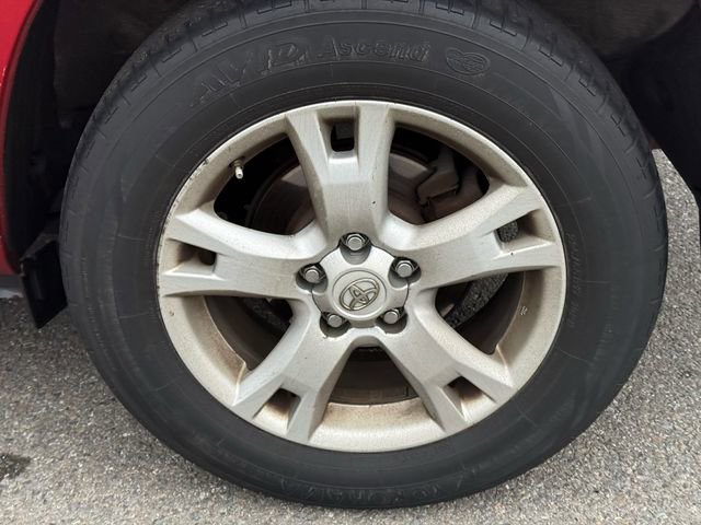 Used 2011 Toyota RAV4 4WD V6 image 14