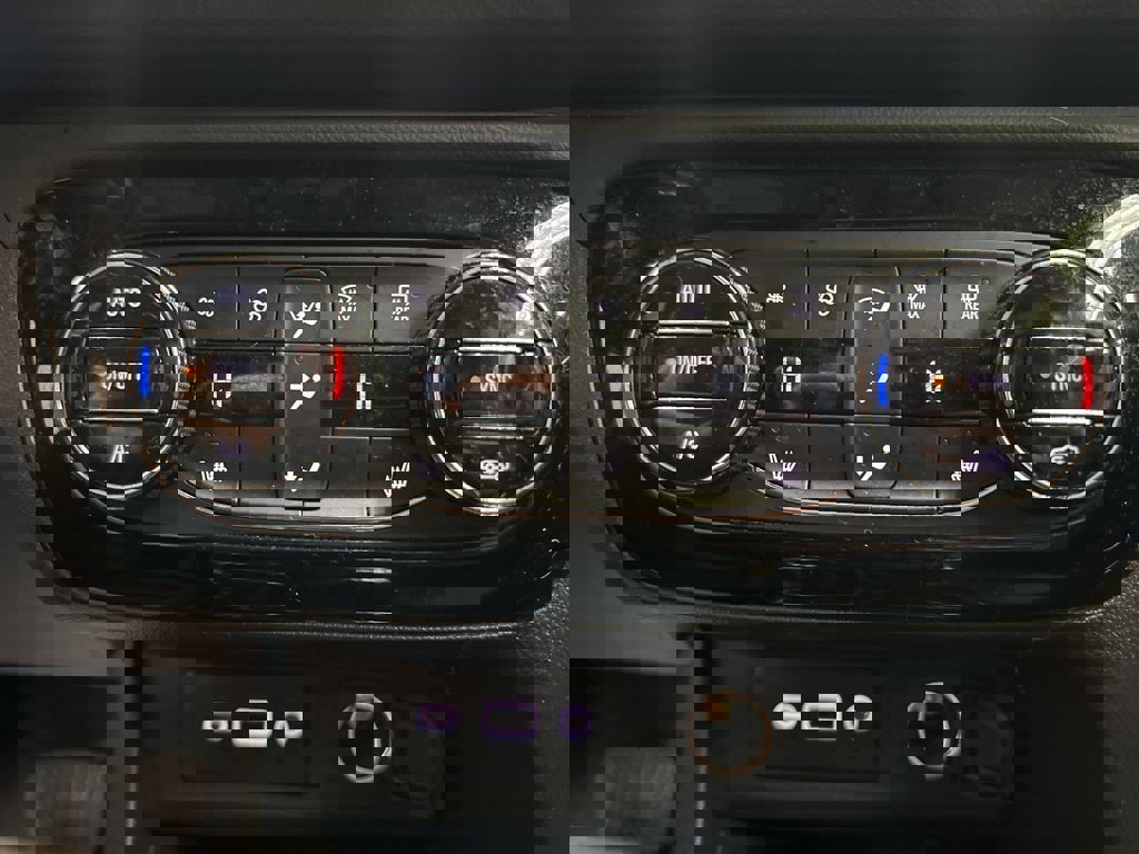 Certified 2023 Buick Encore GX Select image 29