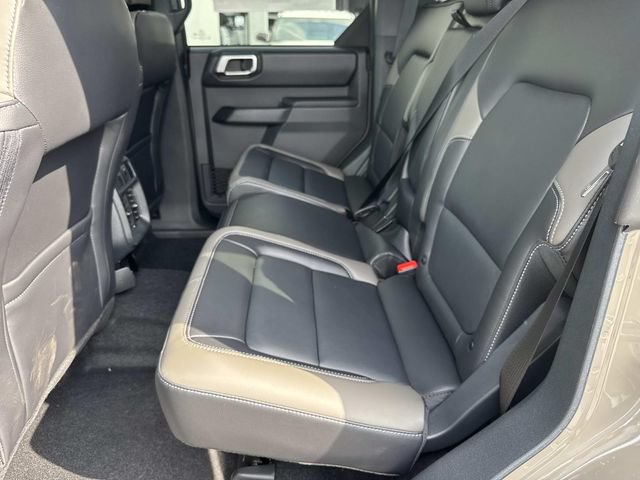 New 2026 Ford Bronco Outer Banks AWD/4WD image 15