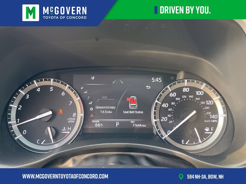 Used 2021 Toyota Highlander XLE AWD/4WD image 35
