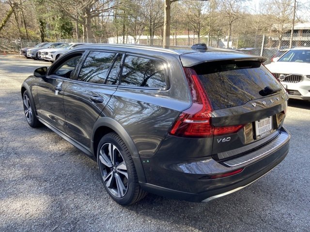 New 2025 Volvo V60 B5 Cross Country Plus w/ Protection Package Premier image 5