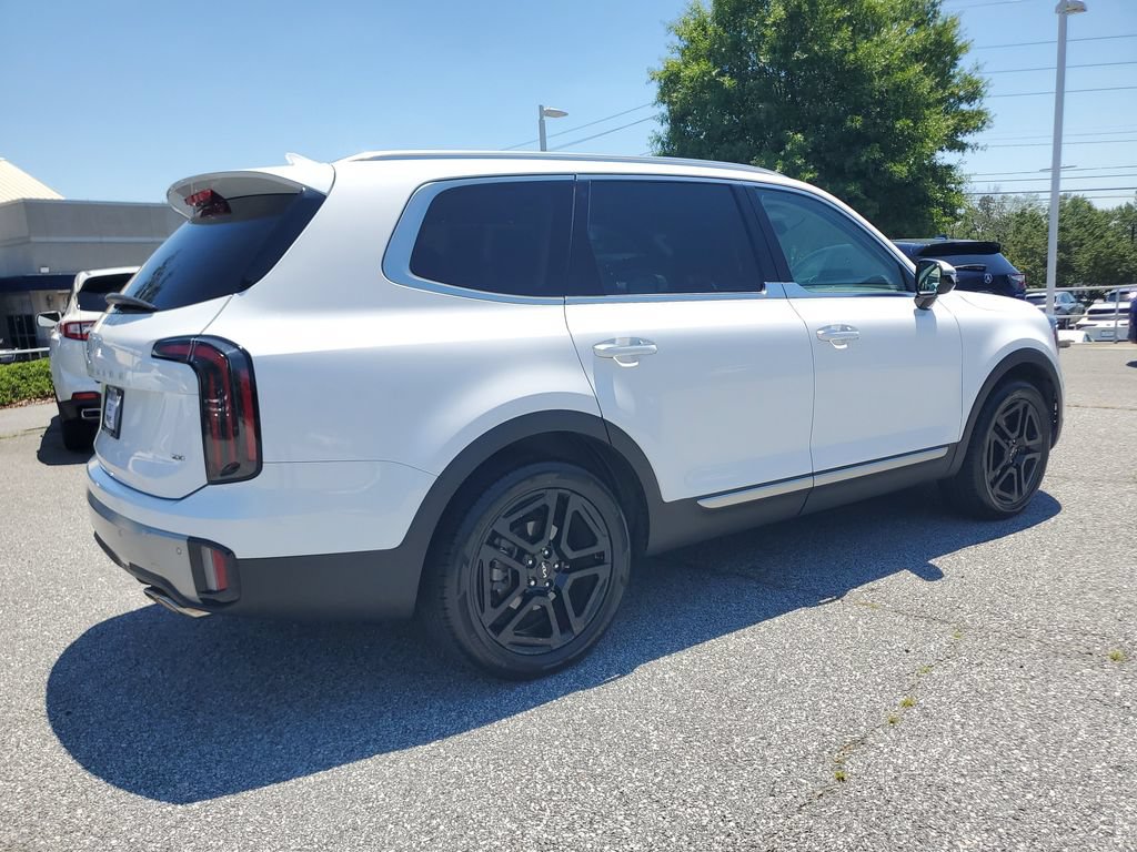 Used 2023 Kia Telluride SX AWD/4WD image 5