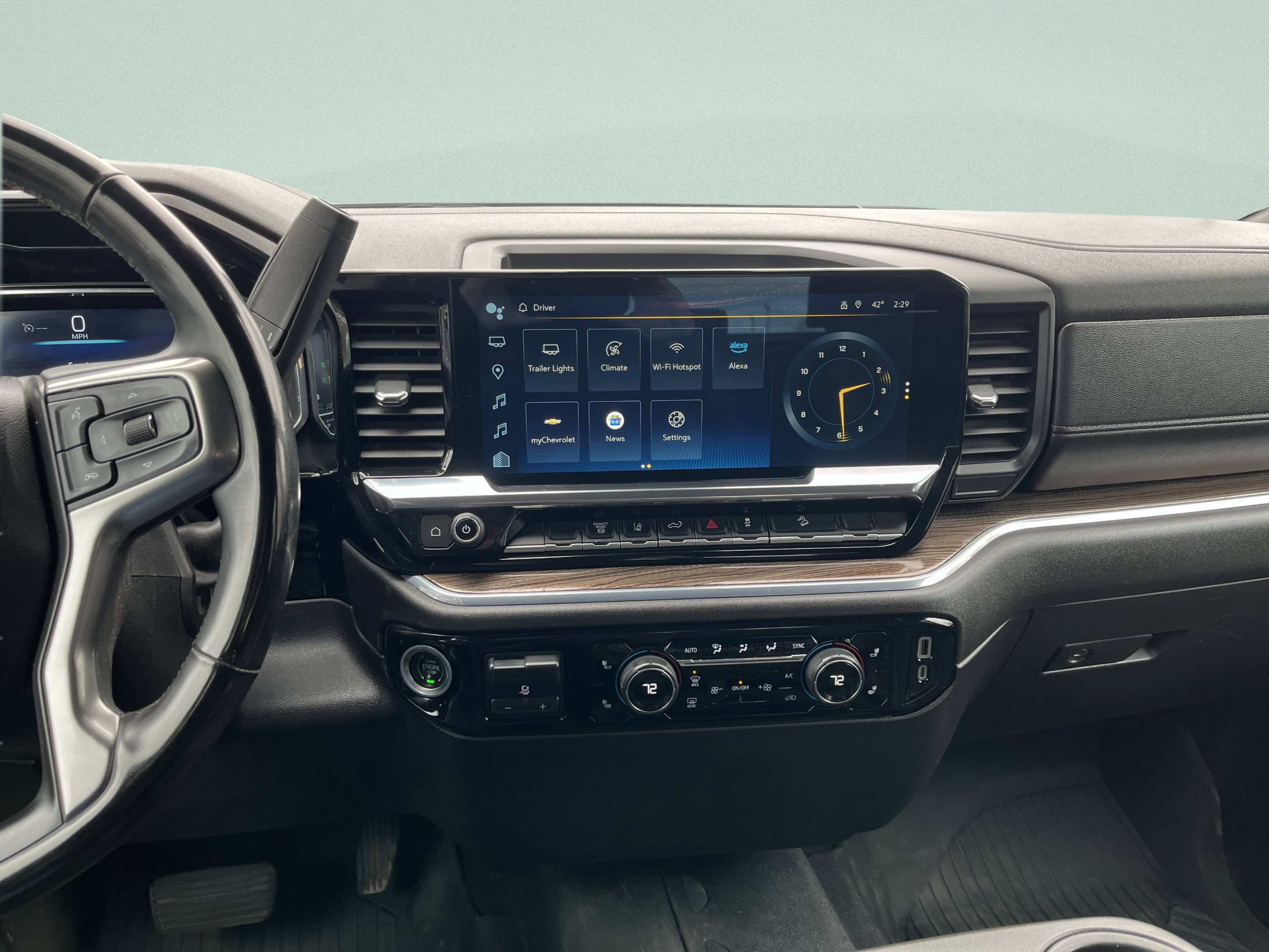 Used 2024 Chevrolet Silverado 2500 LT image 14