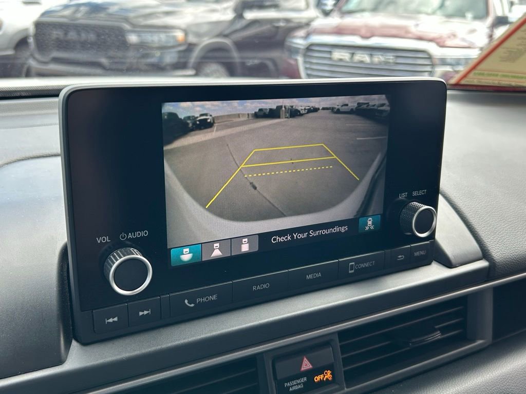 Used 2023 Honda Pilot Sport image 9