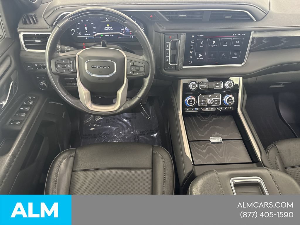 Used 2024 GMC Yukon Denali w/ Advanced Technology Package AWD/4WD image 29