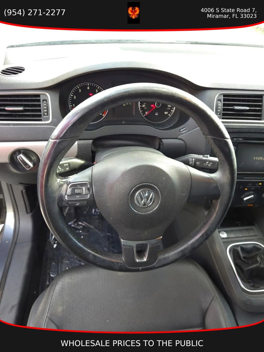 Used 2014 Volkswagen Jetta SE FWD image 10