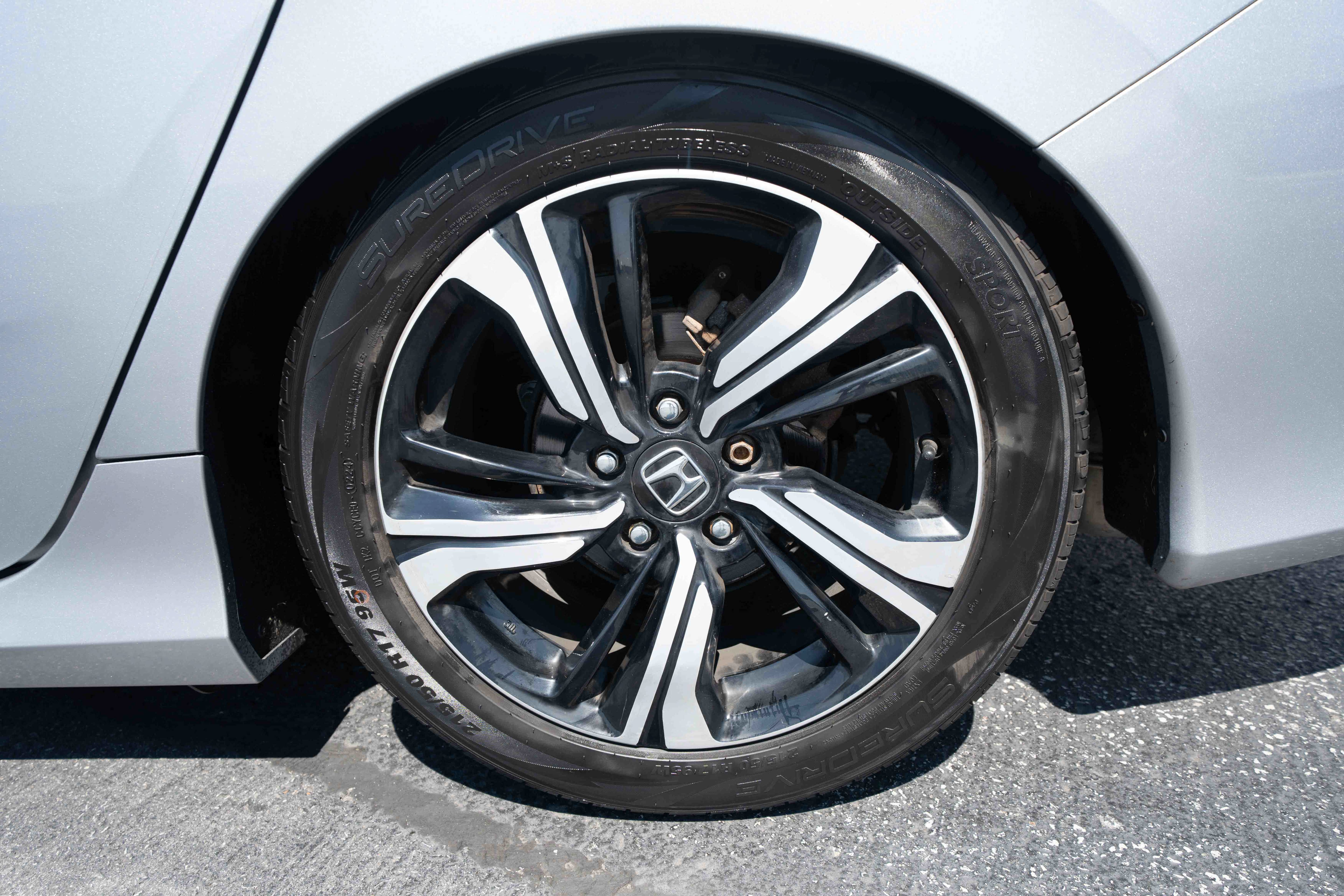 Used 2017 Honda Civic Touring image 28