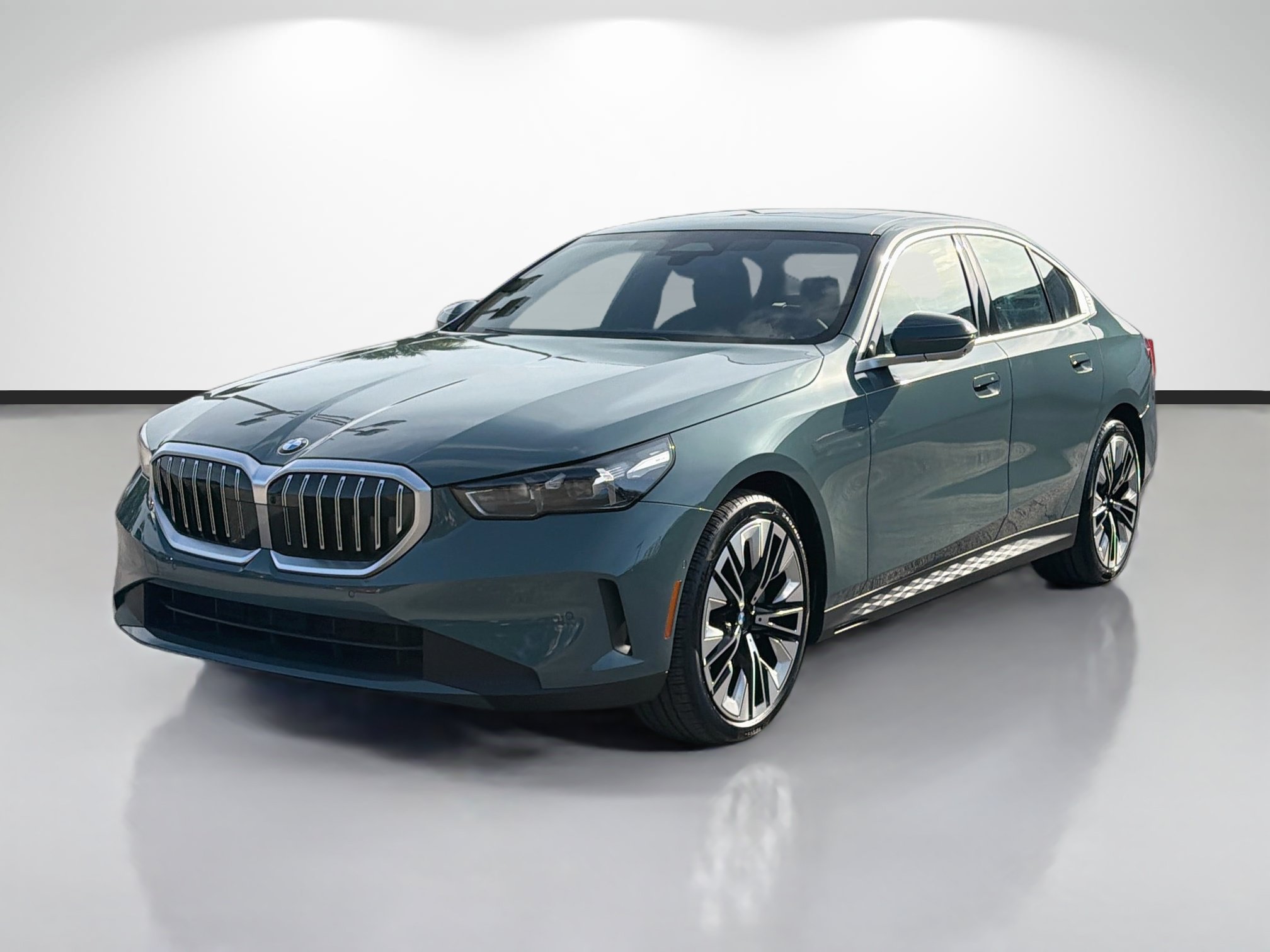 Used 2026 BMW 530i RWD image 7