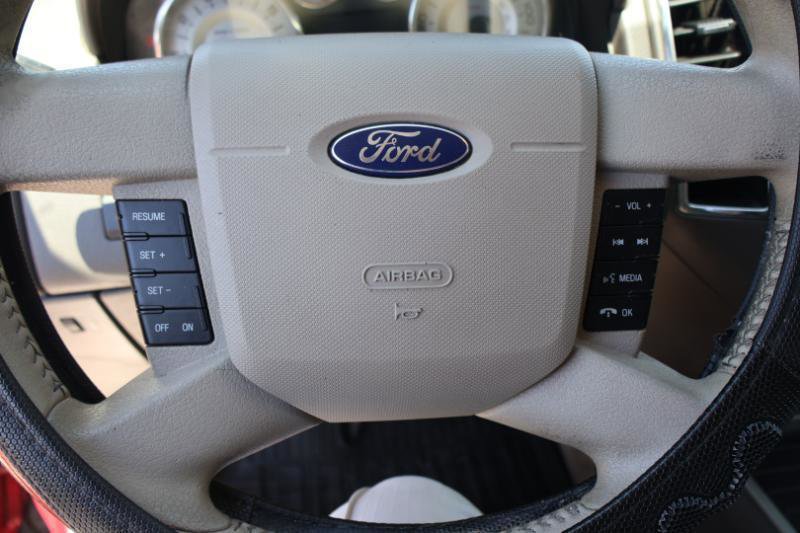 Used 2008 Ford Edge Limited FWD image 17