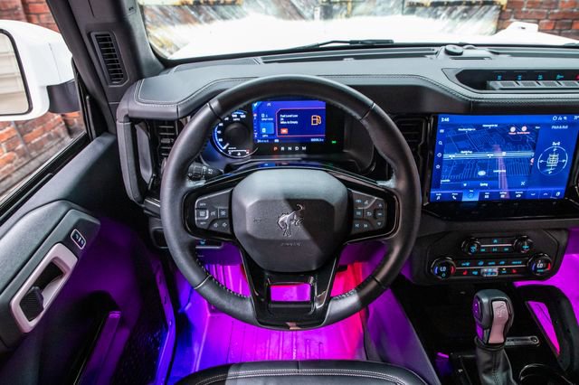 Used 2024 Ford Bronco Wildtrak AWD/4WD image 32