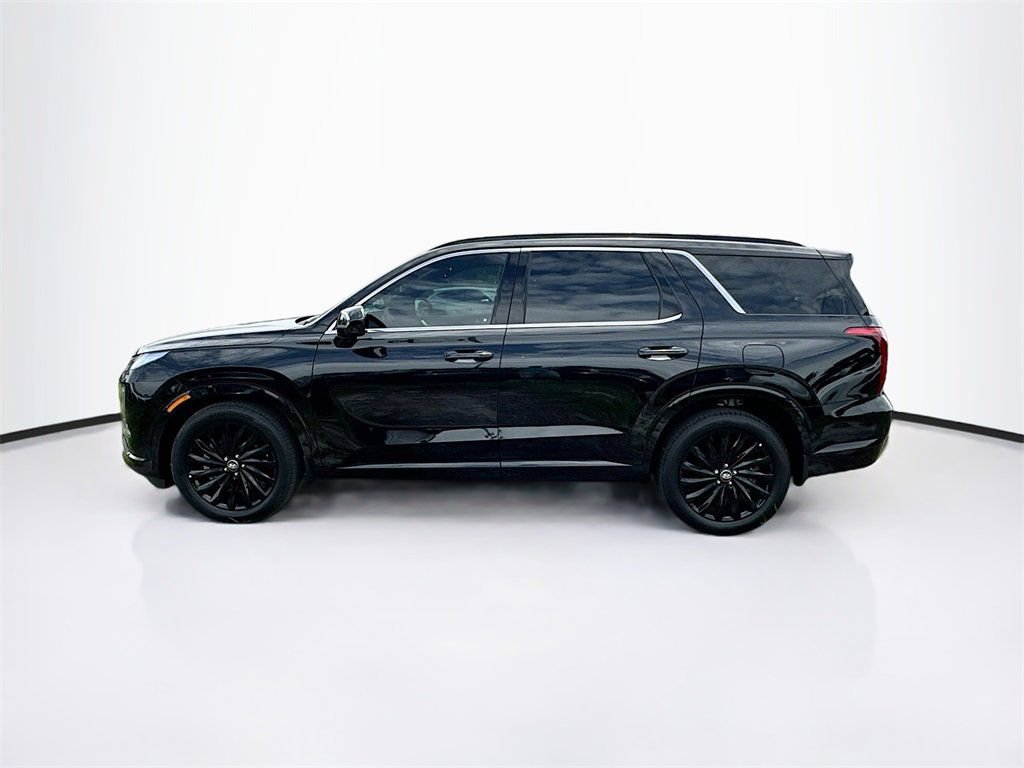 Used 2025 Hyundai Palisade Calligraphy AWD/4WD image 3
