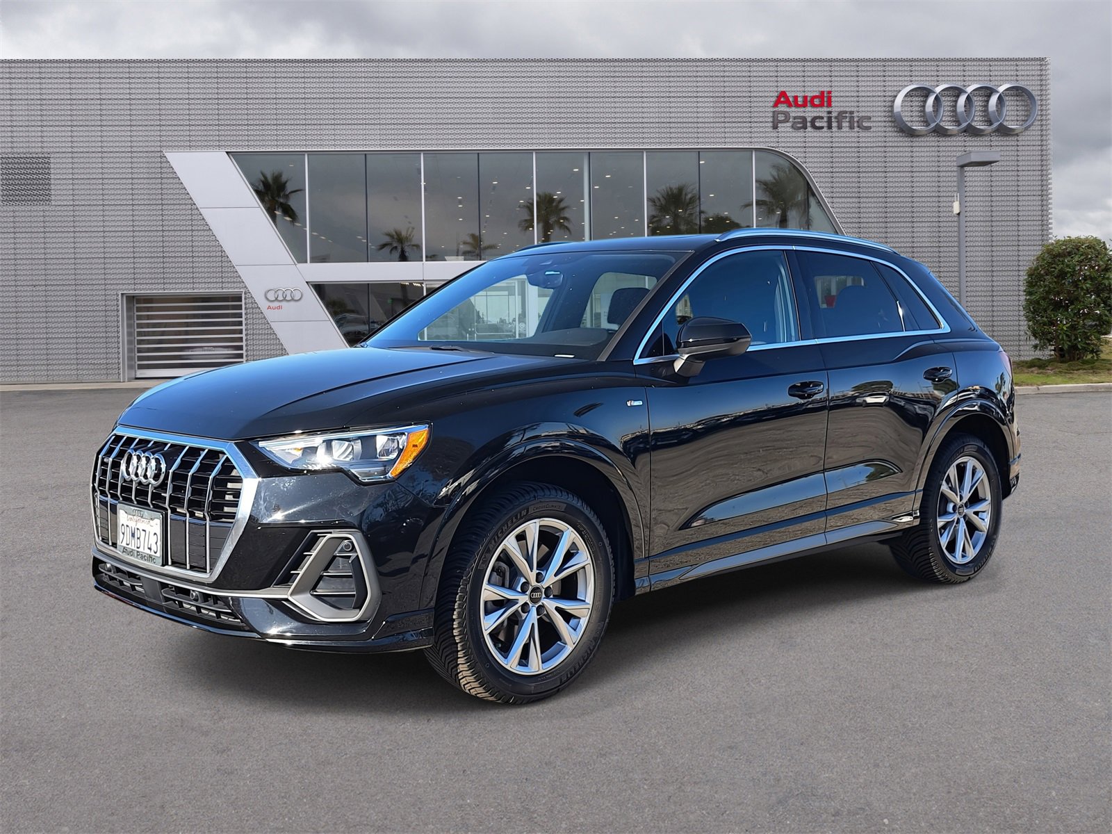 Used 2022 Audi Q3 2.0T Premium w/ Convenience Package