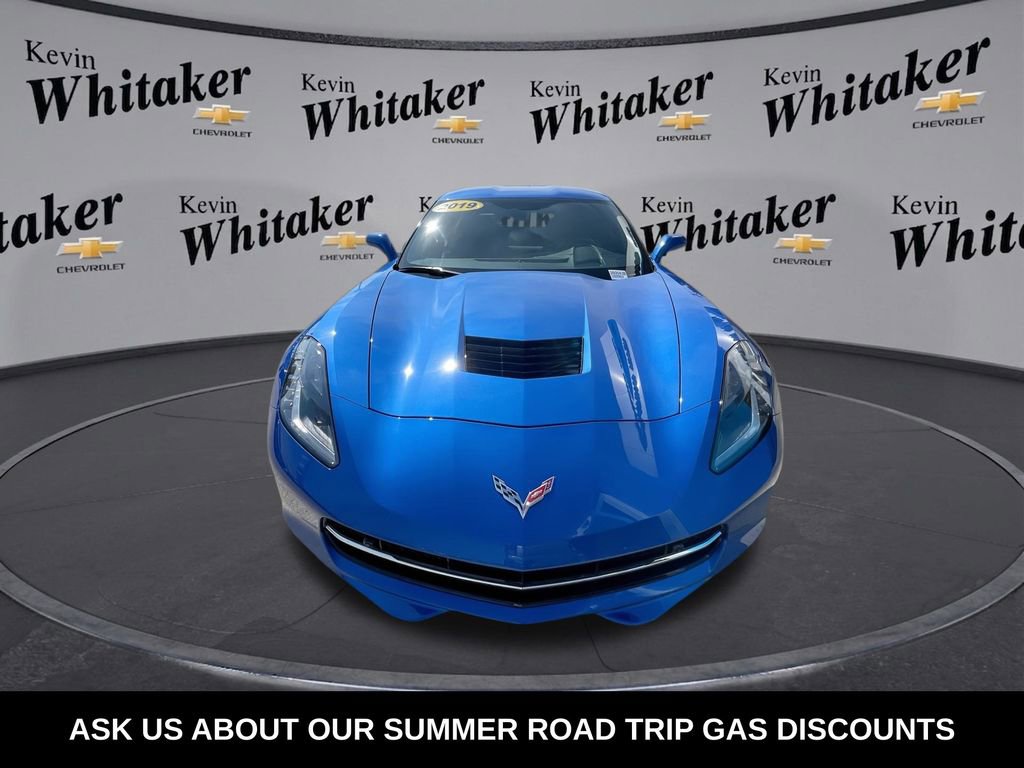 Used 2019 Chevrolet Corvette Stingray Coupe RWD image 3