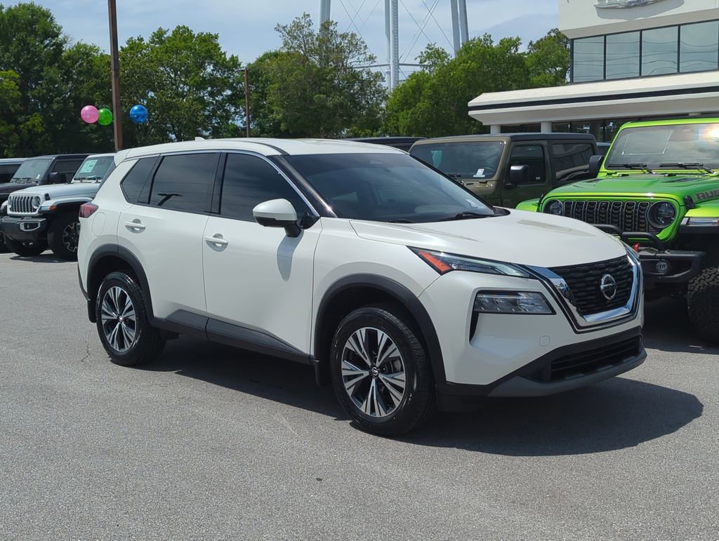 Used 2021 Nissan Rogue SV image 9