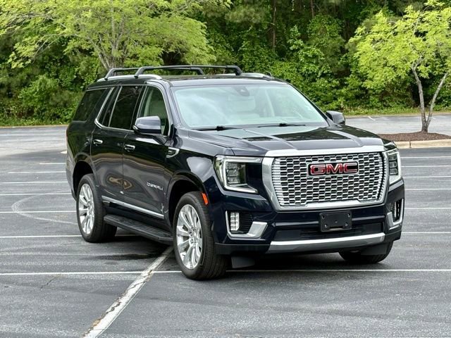 Used 2021 GMC Yukon Denali AWD/4WD image 11