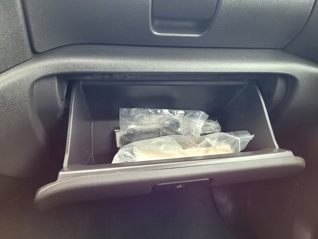 Used 2021 Chevrolet Silverado 1500 Custom image 15