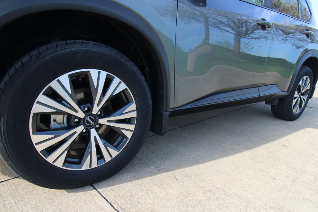 Used 2023 Nissan Rogue SV w/ SV Premium B Package AWD/4WD image 10
