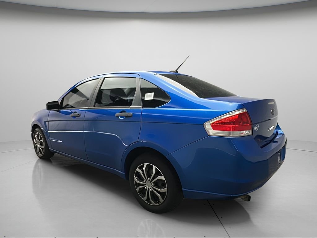 Used 2011 Ford Focus S FWD image 4