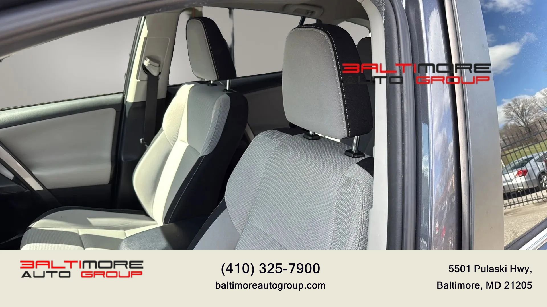 Used 2018 Toyota RAV4 XLE w/ Plus Extra Value Package image 8