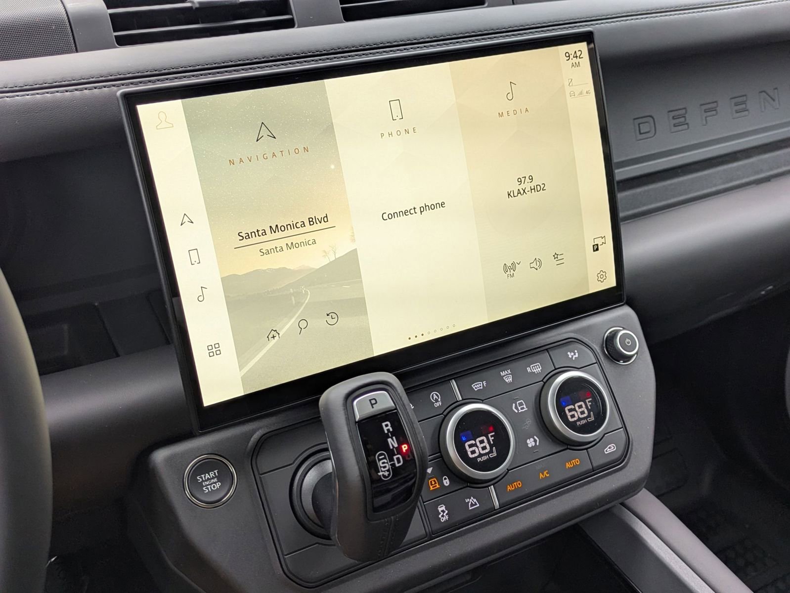 New 2026 Land Rover Defender 110 X-Dynamic SE image 22