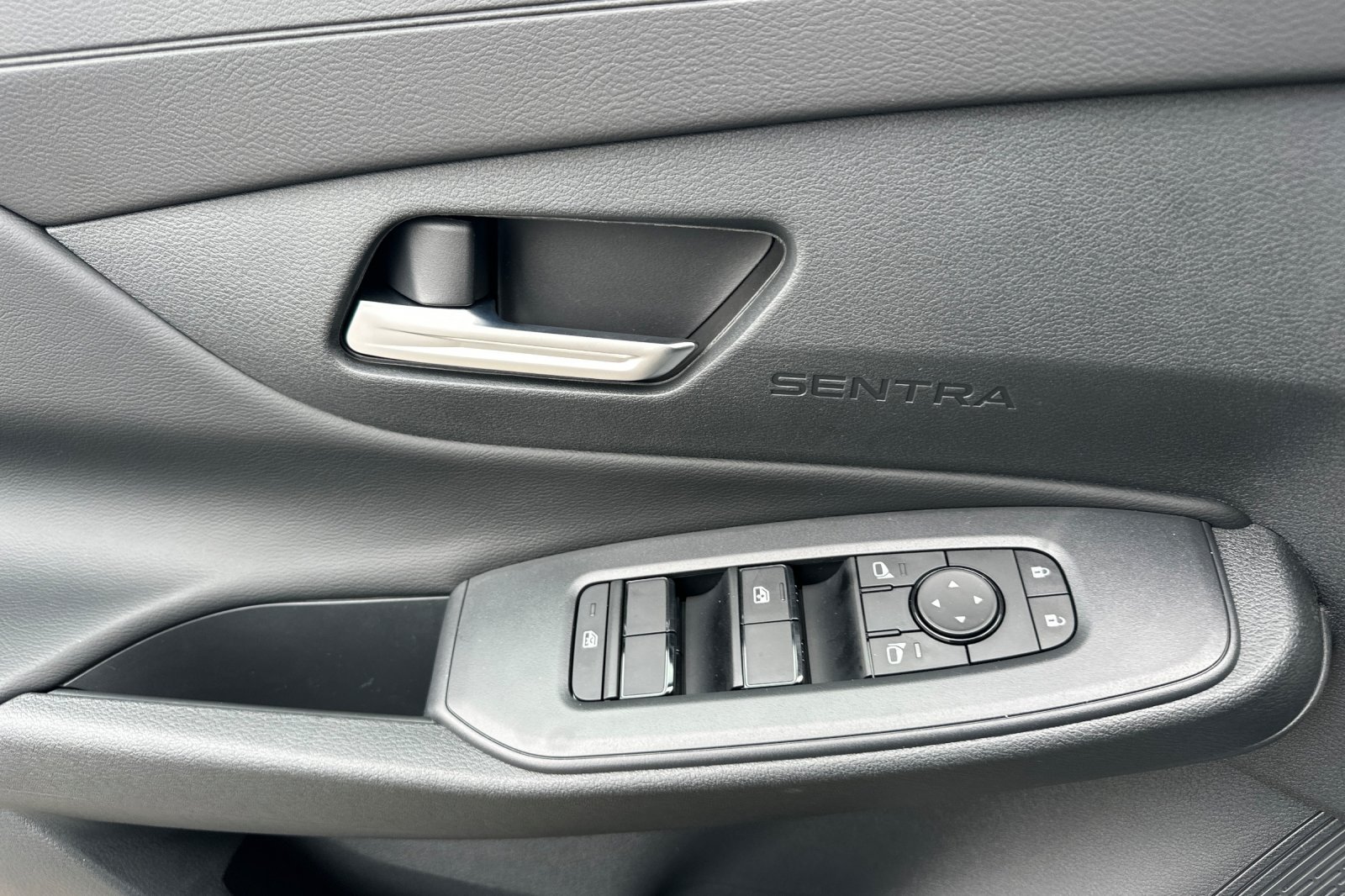 New 2026 Nissan Sentra SV w/ SV Convenience Package FWD image 11