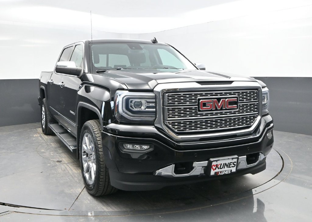 Used 2018 GMC Sierra 1500 Denali AWD/4WD image 2
