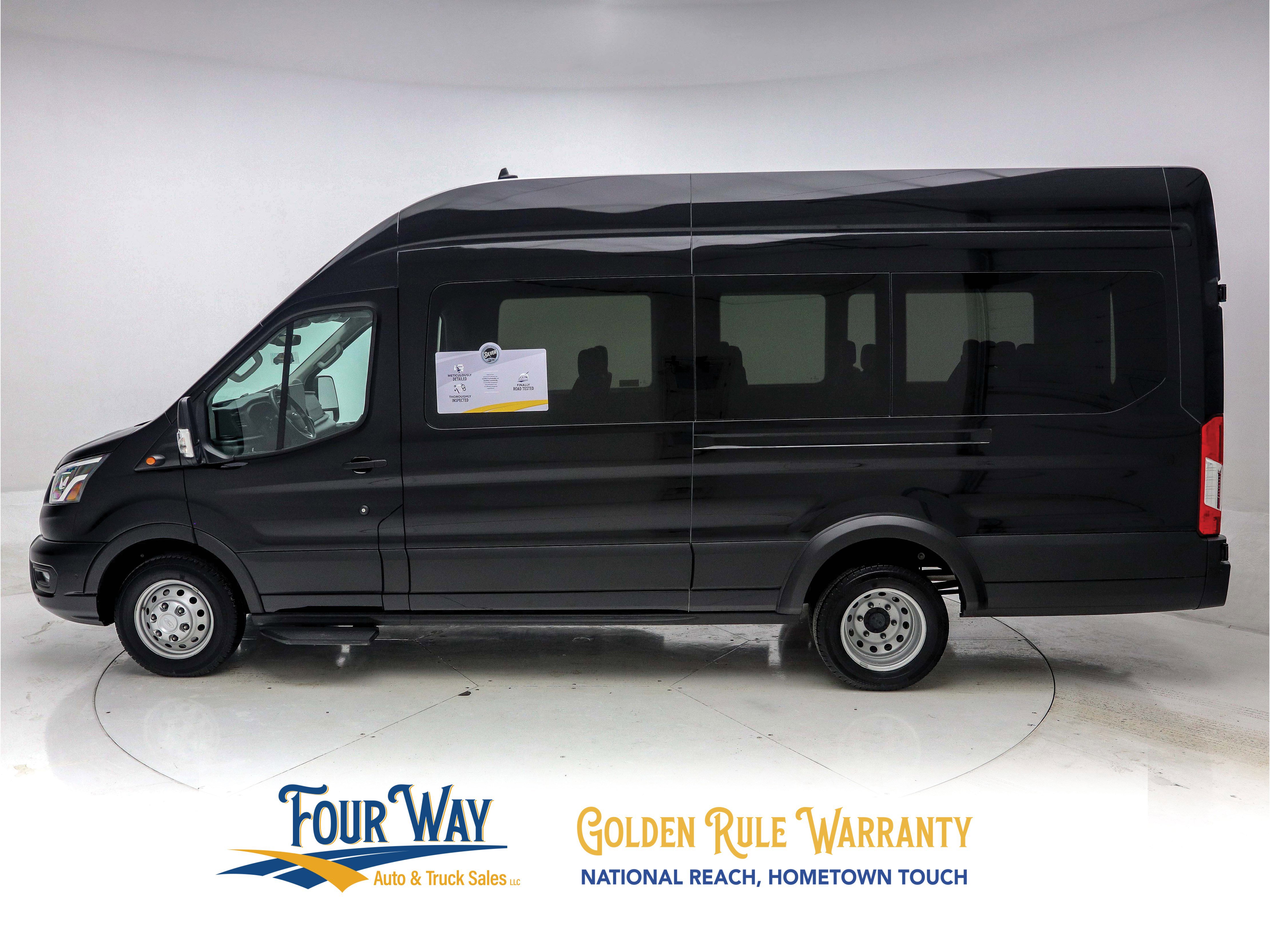 Used 2023 Ford Transit 350 XLT image 7