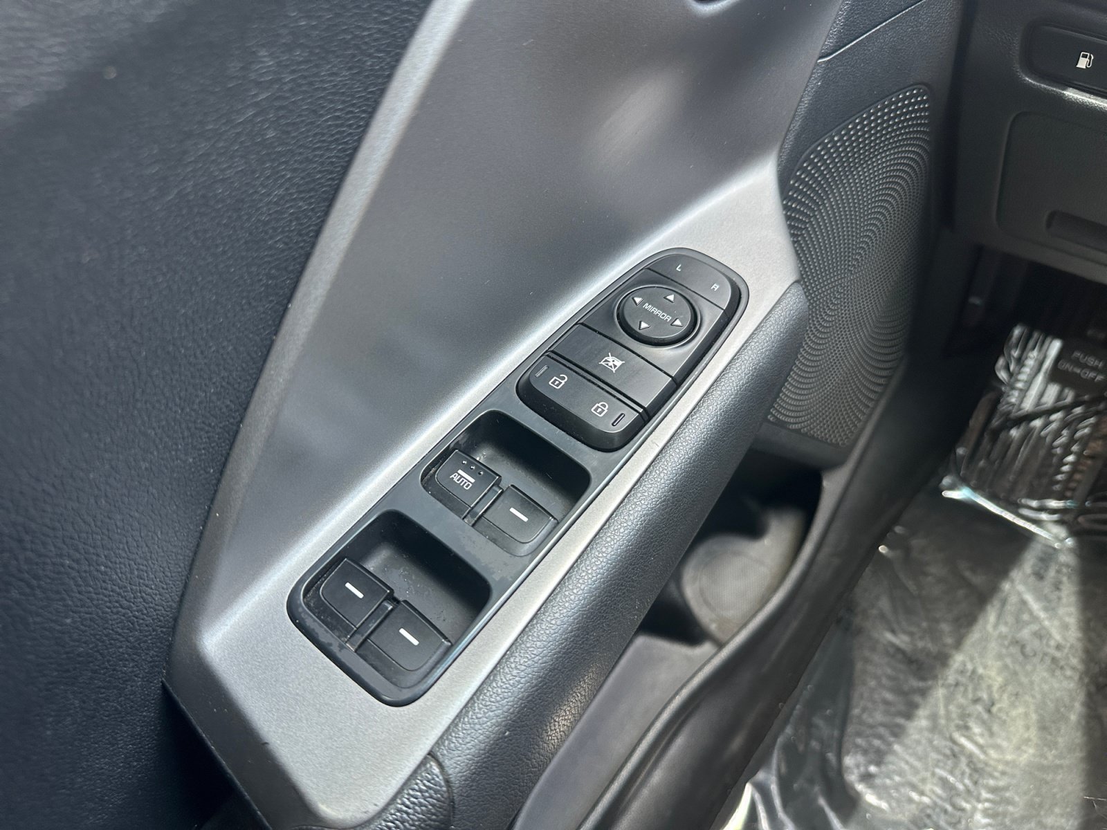 Used 2022 Kia Niro LX FWD image 17