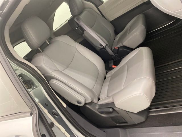 Certified 2022 Toyota Sienna XLE image 35