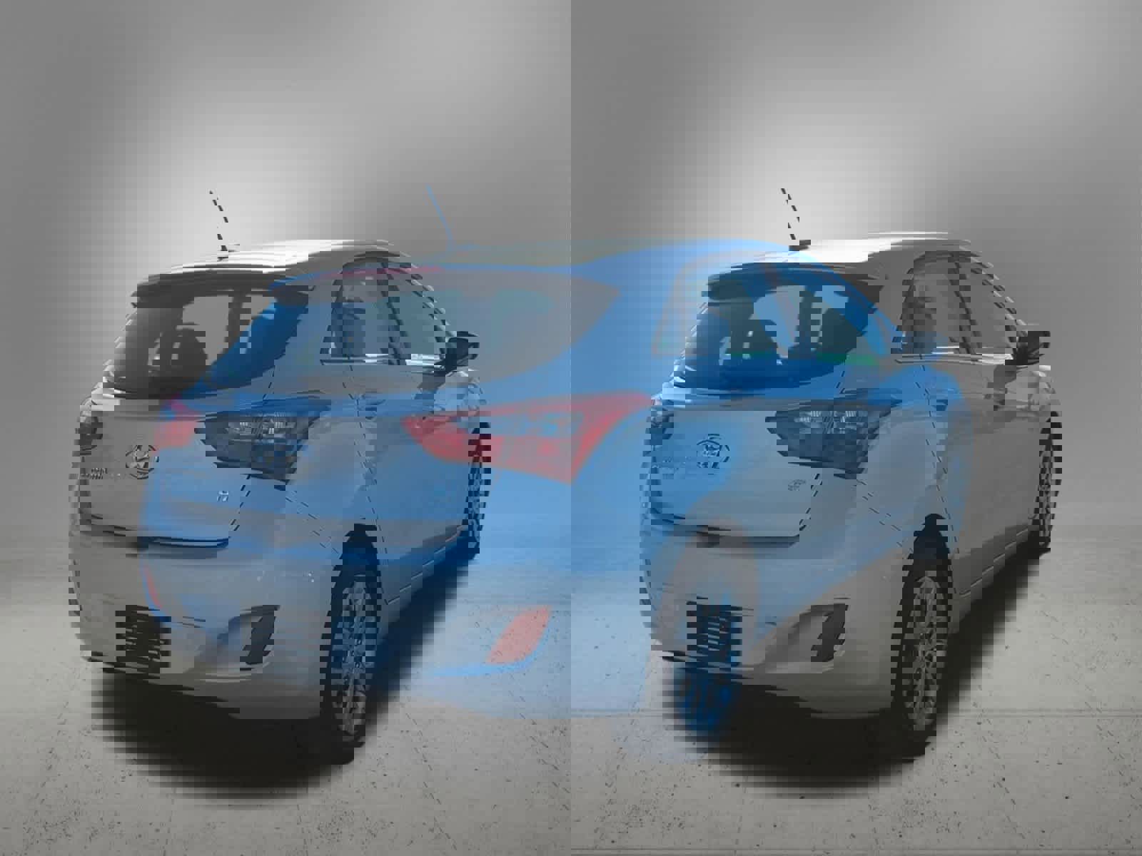 Used 2017 Hyundai Elantra GT image 6