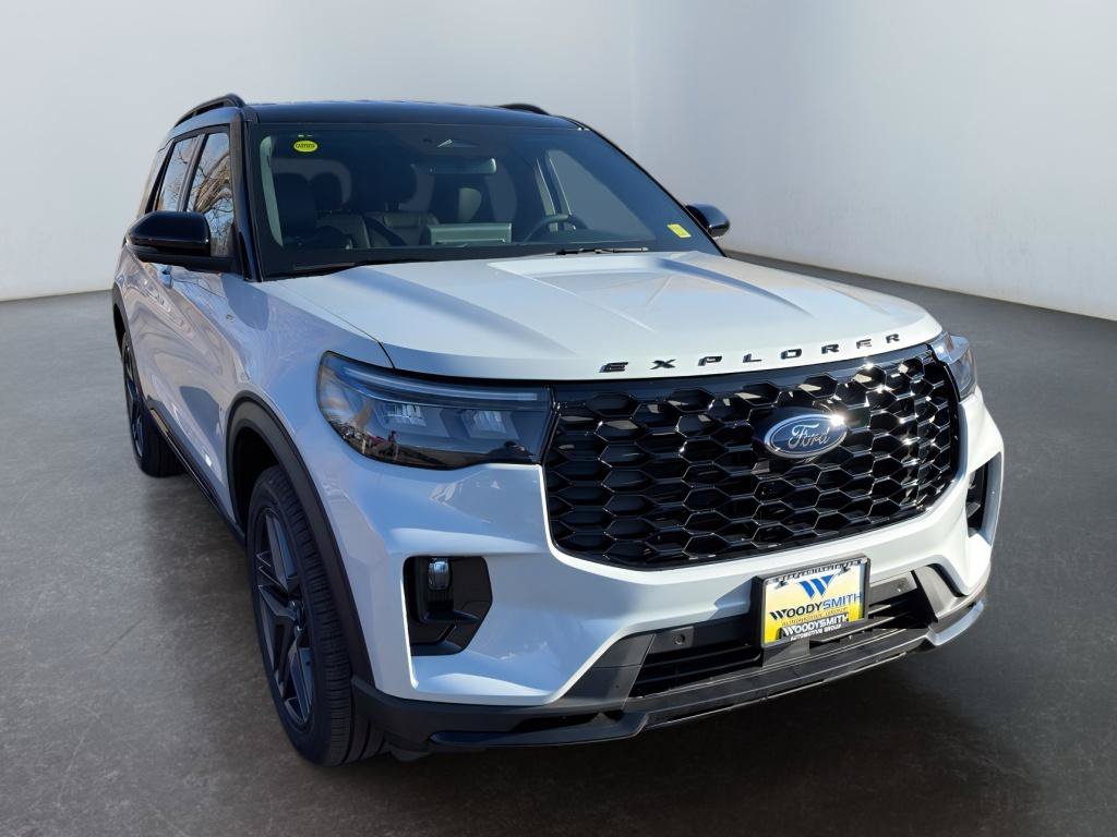 New 2026 Ford Explorer ST-Line w/ ST-Line Street Pack AWD/4WD image 7