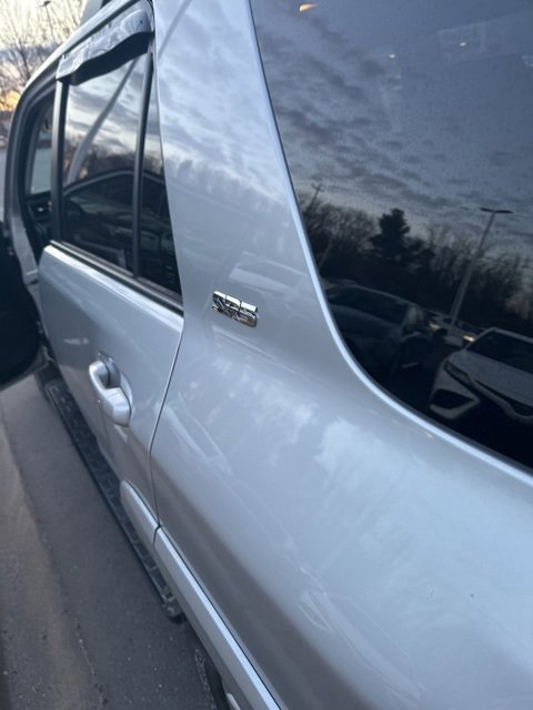 Used 2019 Toyota 4Runner SR5 image 2