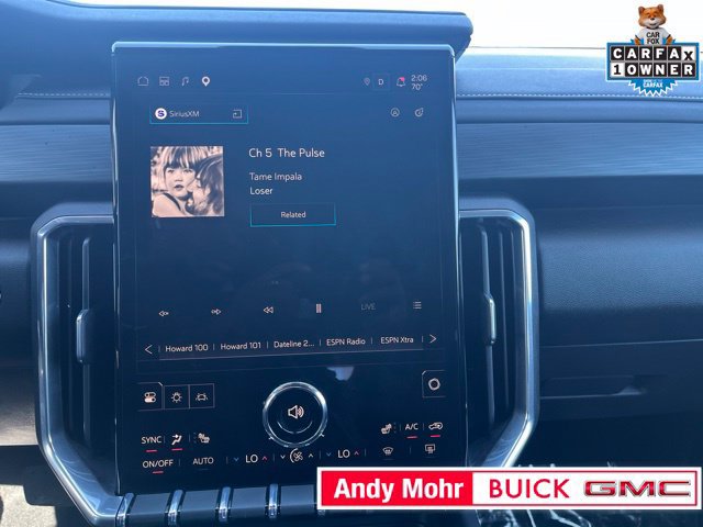 Used 2026 GMC Acadia Elevation w/ Elevation Premium Package FWD image 36