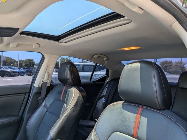 Used 2021 Nissan Sentra SR w/ SR Premium Package FWD image 20