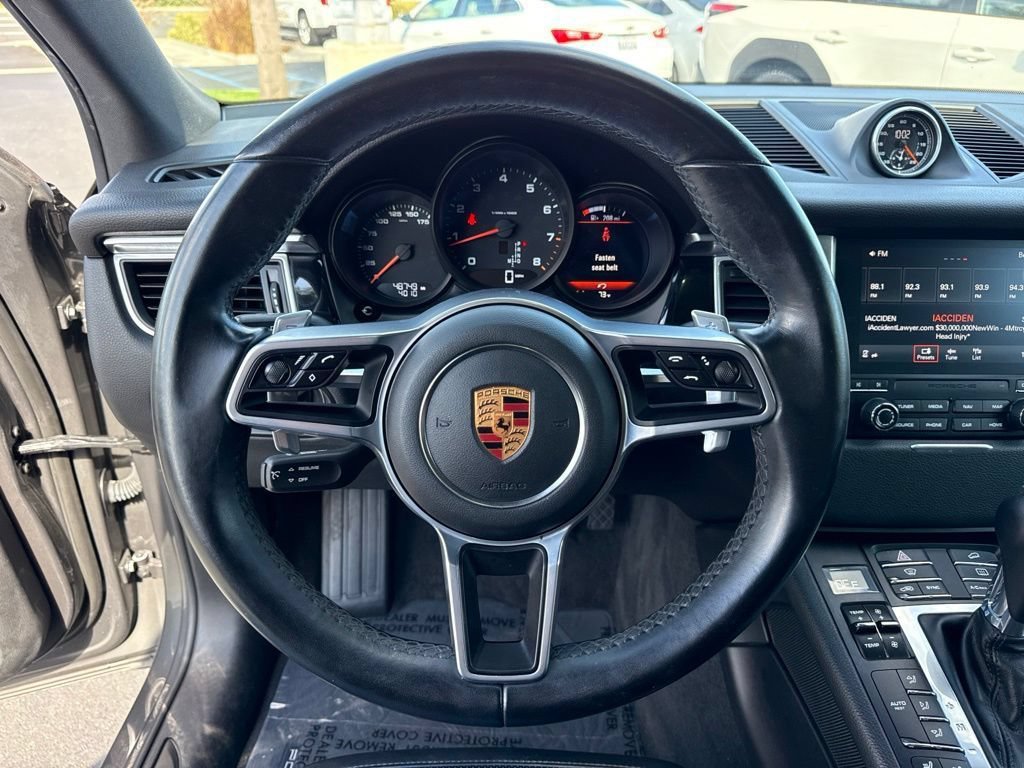 Used 2018 Porsche Macan Sport Edition AWD/4WD image 24