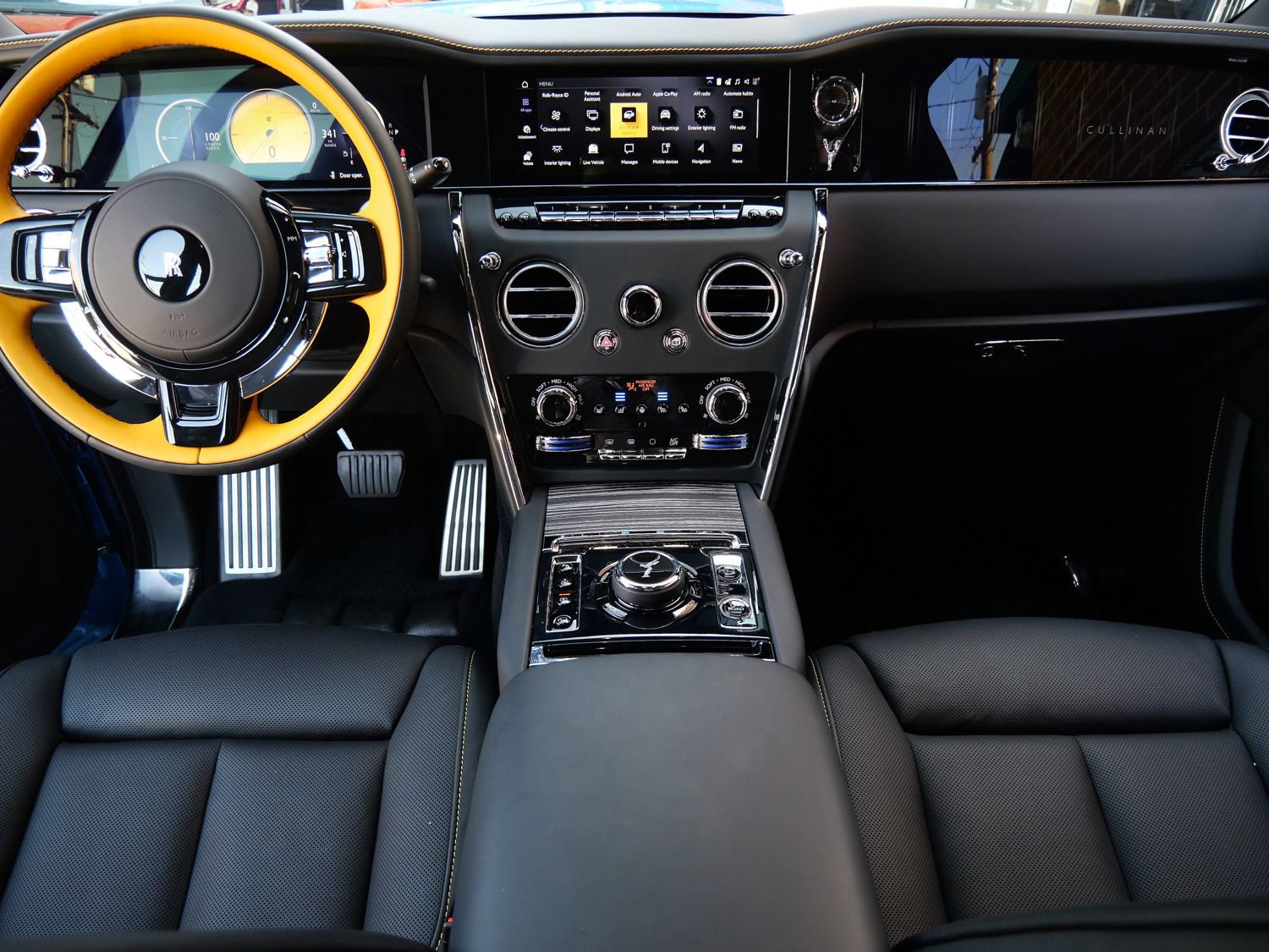 Used 2026 Rolls-Royce Cullinan AWD/4WD image 4