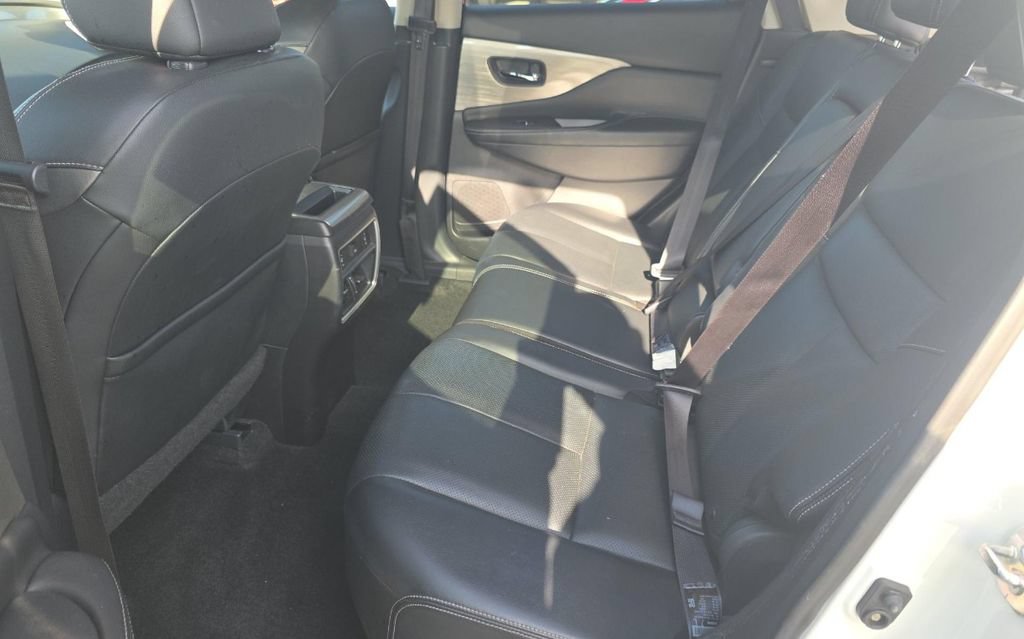 Used 2018 Nissan Murano SL AWD/4WD image 11