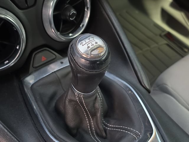 Used 2021 Chevrolet Camaro LT RWD image 24